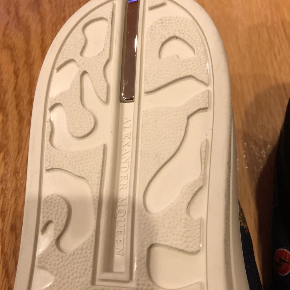 Authentic Alexandre Mcqueen Sneaker - image 6